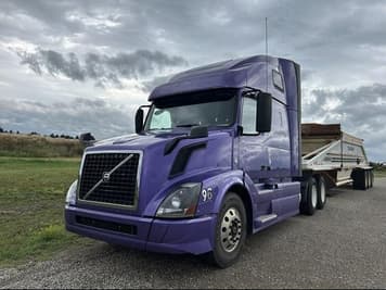 Main image Volvo VNL42T670